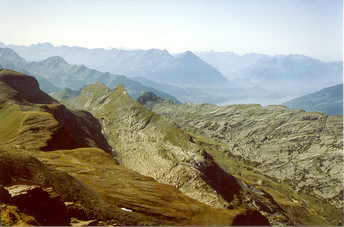 Morgenberghorn, Niesen Kette und Thuner See